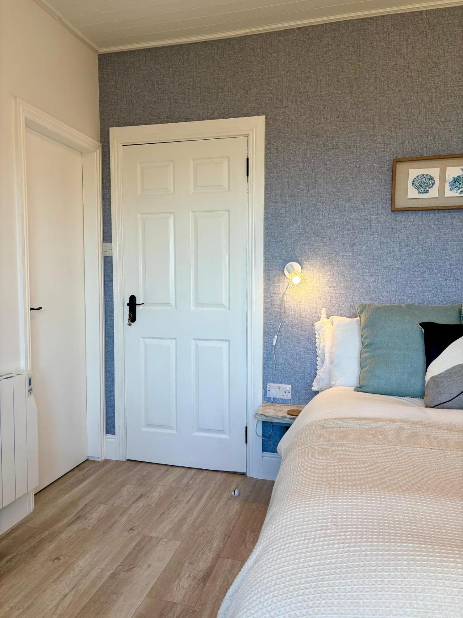 דולין Ocean View Guestrooms חדר תמונה