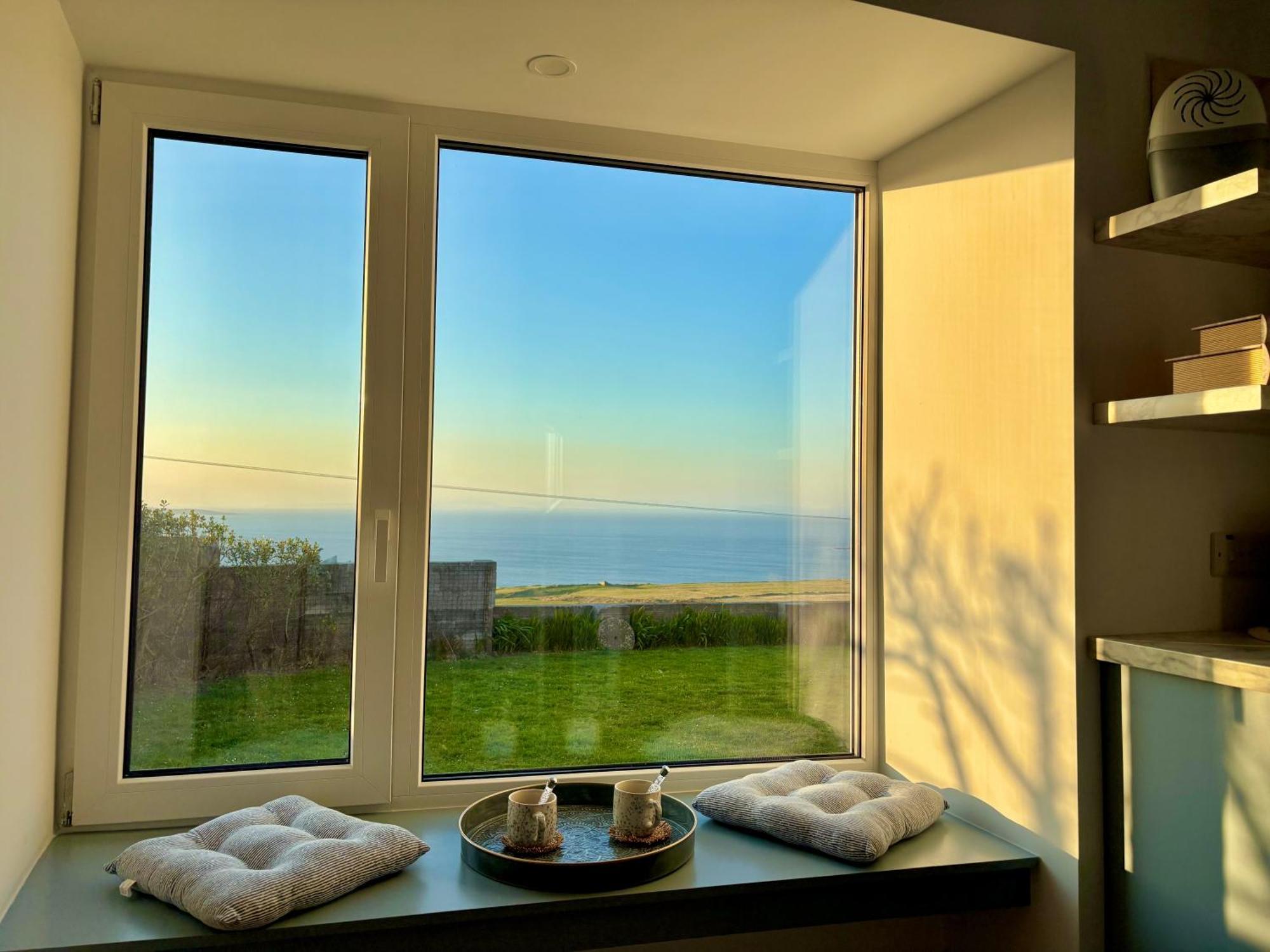דולין Ocean View Guestrooms מראה חיצוני תמונה