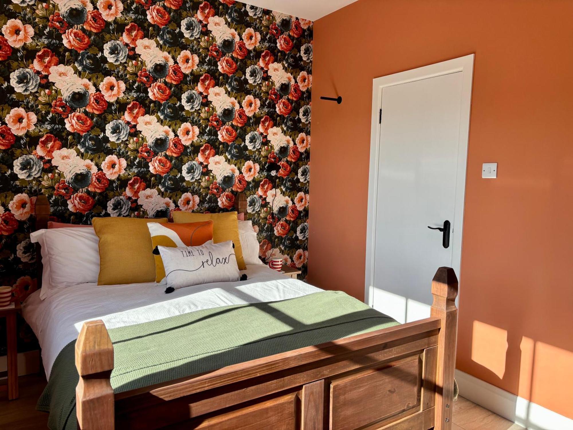 דולין Ocean View Guestrooms מראה חיצוני תמונה